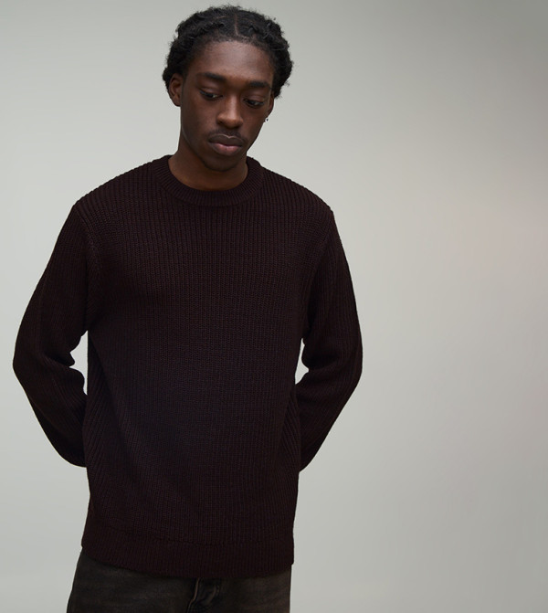 Ribbed Crew Neck Knitted Sweater