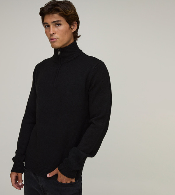 Regular Fit 1/4 Zip Knitted Sweater