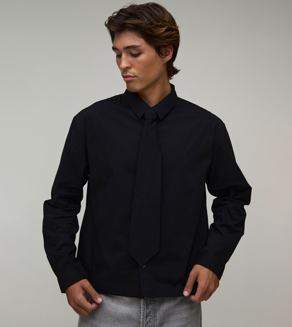 Solid Long Sleeves Oversized Shirt with Tie
