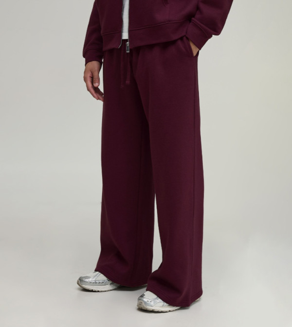 Essential Wide Leg Sweatpants