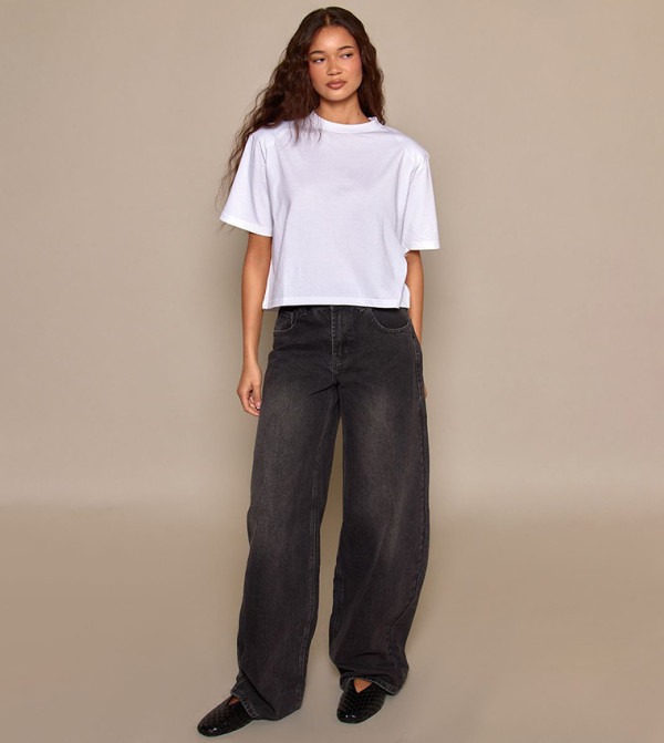 Washed Low Rise Barrel Fit Jeans