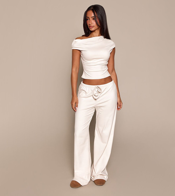 Petite Super Soft Wide Leg Drawstring Trousers