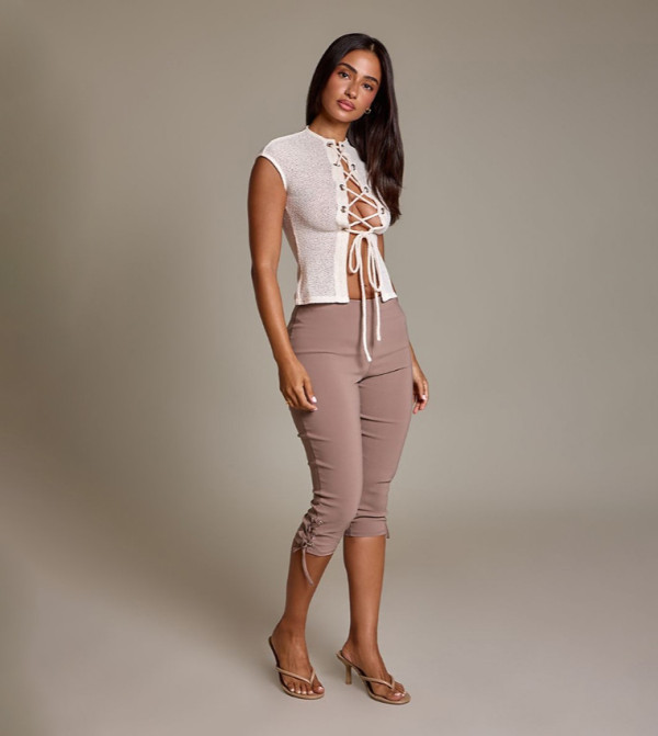 Petite Stretch Woven Lace Front Capri Pants