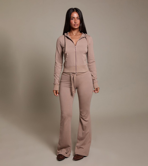 Petite Low Rise Skinny Fit Flared Trousers