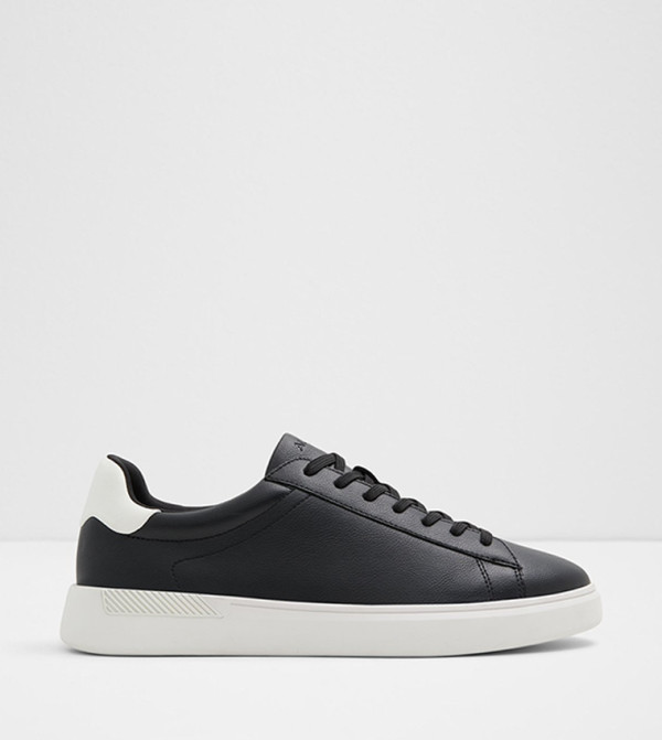 COOLSPEC Round Toe Lace-Up Sneakers