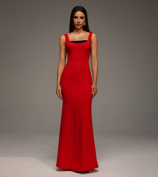 BB MERYL Halterneck Diamond Maxi Dress