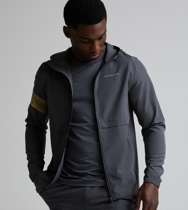 DISTANCE Zip-Up Hooded Running Jacket