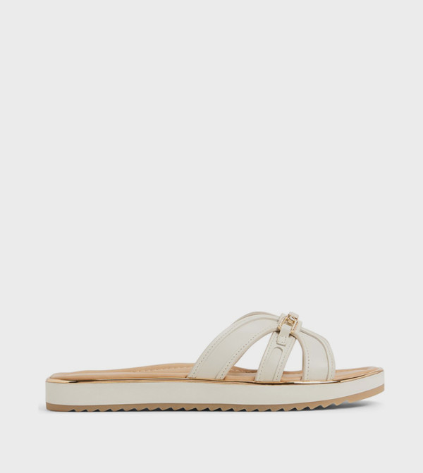 HARBORA Accessory Detail Flat Sandals