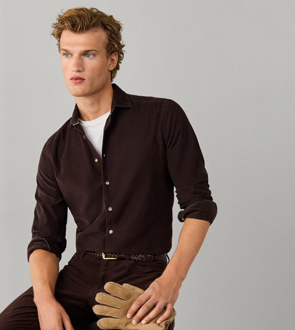 Solid Cut-Away Collar Long Sleeves Shirt