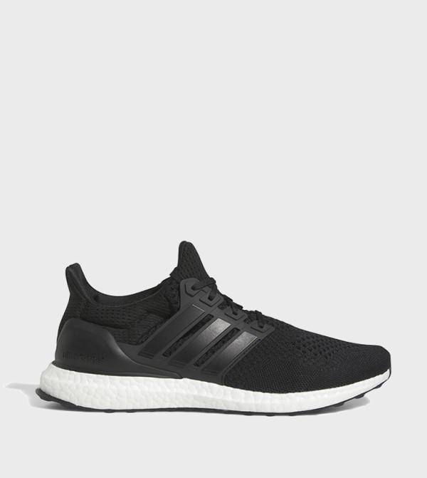 حذاء جري ULTRABOOST شبكي برباط