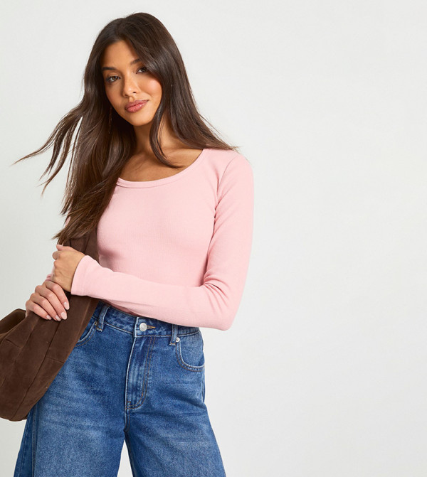 Ribbed Scoop Neck Fitted Long Sleeves Top