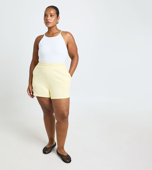 Curve Elastic Waist Shorts