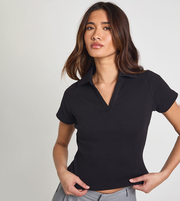 Ribbed Short Sleeves Open Collar Detail Top