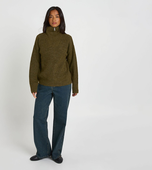 Petite Chunky Knit Zip Neck Oversized Sweater