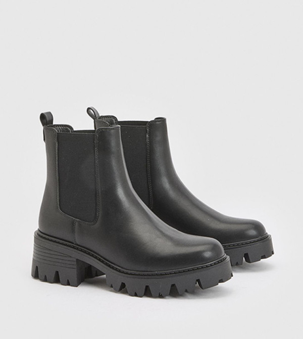Chunky Tab Detail Chelsea Boots