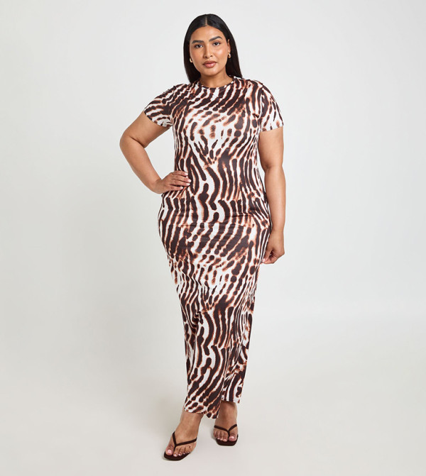 Curve Abstract Short Sleeves Maxi Dress