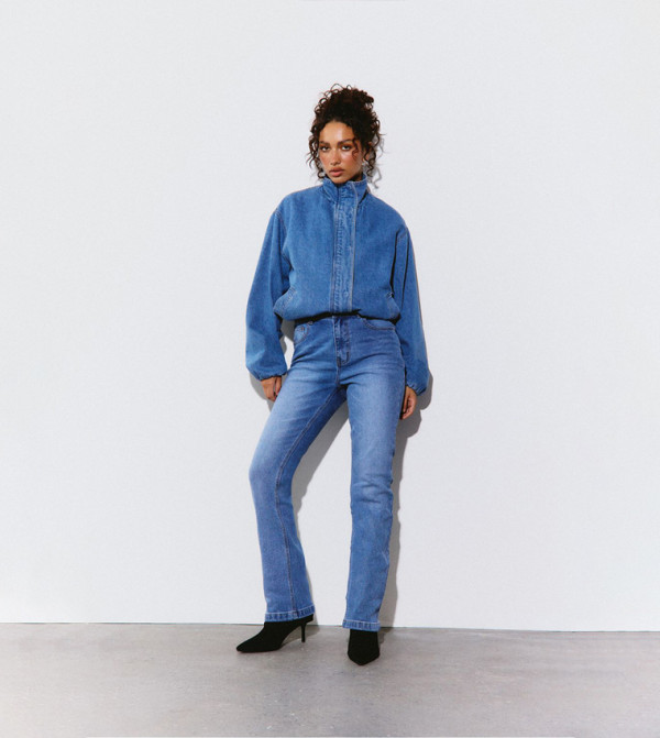 Mid Waist Baby Bootcut Jeans
