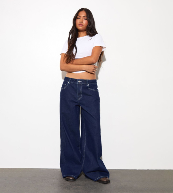 Petite Mid Waist Wide Leg Jeans