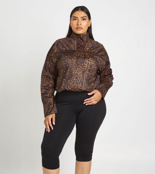 Curve Funnel Neck Twill Print Zip-Through Jacket