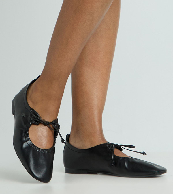 Ruched Tie Detail Ballet Flats