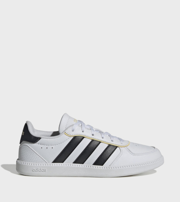 BREAKNET SLEEK Stripe Detail Lace-Up Sneakers