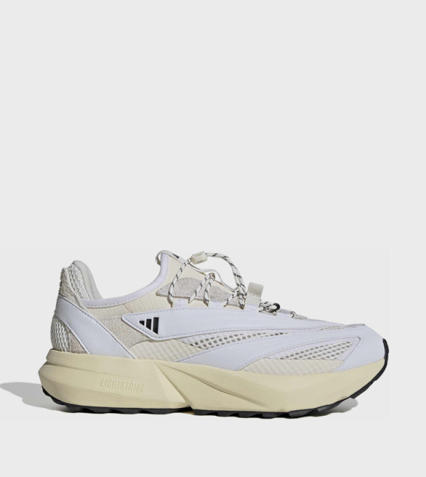 LIGHTBLAZE VISTA Logo Detail Sneakers