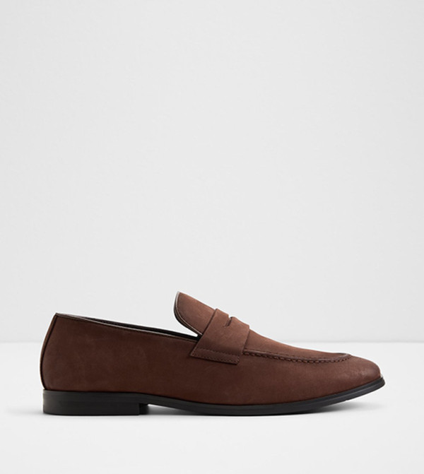 KRISTOF Textured Loafers