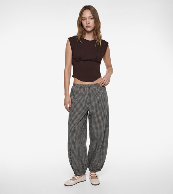 Pleat Detail Sleeveless Crop Top