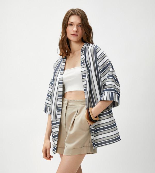 3/4 Sleeves Pocket Detail Kimono