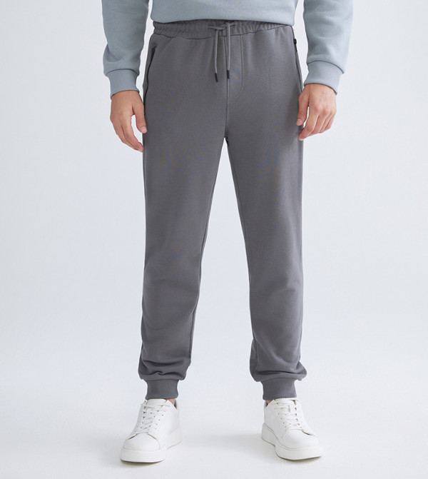 Drawstring Waist Slim Fit Joggers