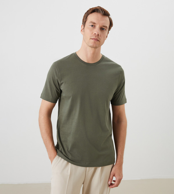 Solid Short Sleeves Casual T-Shirt