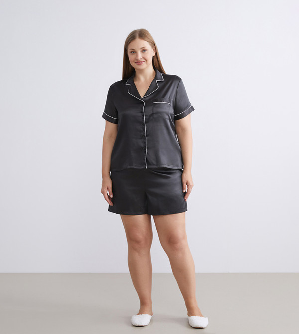 Contrast Piping Shorty Pyjama Set