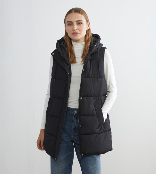 Snap Closure Hooded Puffer Gilet