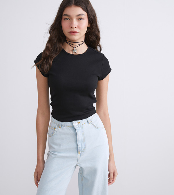 Ribbed Short Sleeves Top