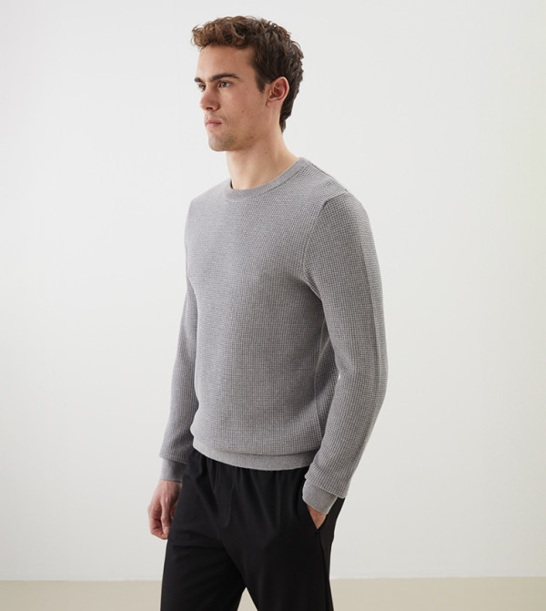 Textured Crew Neck Long Sleeves Sweater