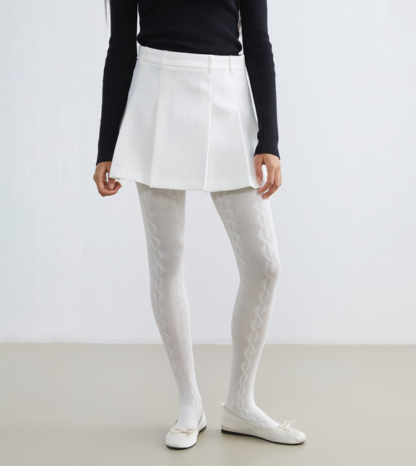 Self Patterned Stockings