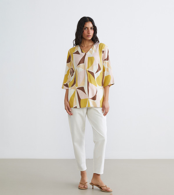 Solid Elastic Waist Carrot Fit Trousers