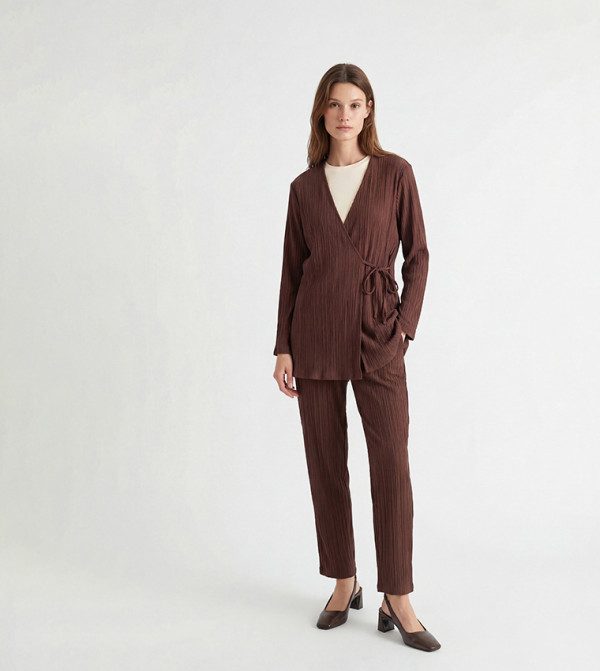 Textured Elastic Waist Trousers