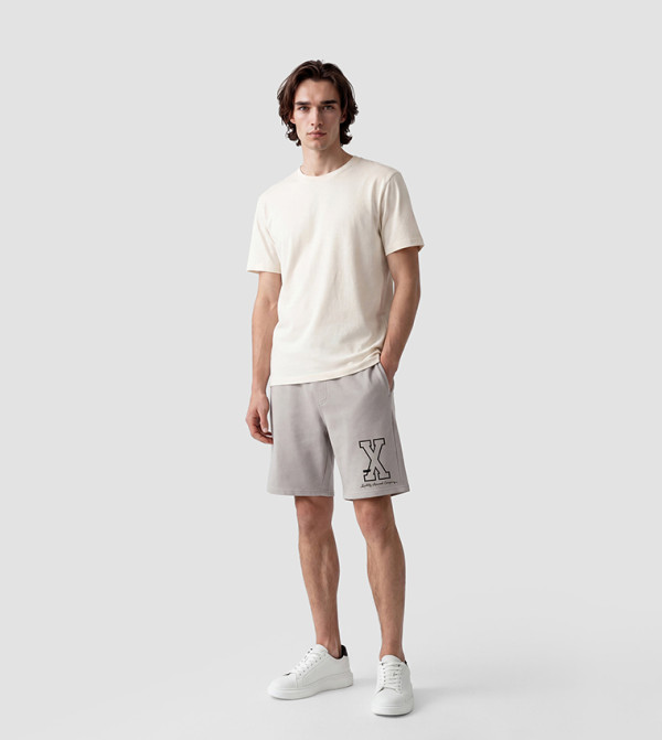 Graphic Print Regular Fit Shorts