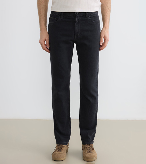 779 Washed Straight Fit Jeans