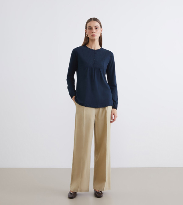 Embroidered Crew Neck Long Sleeves Top
