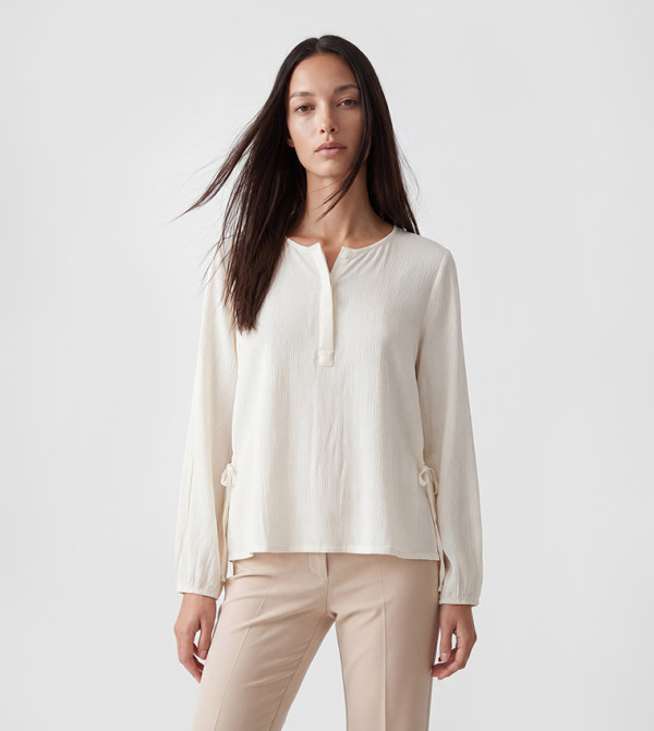 Textured Long Sleeves Top