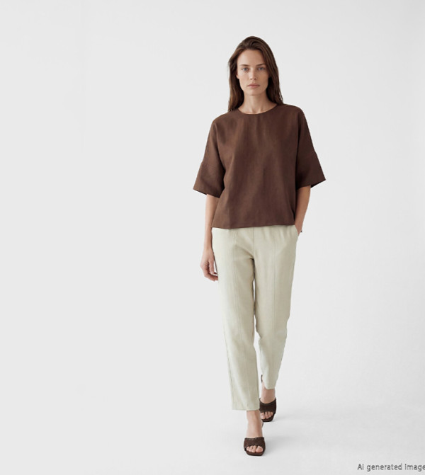 Solid Elastic Waist Straight Fit Trousers