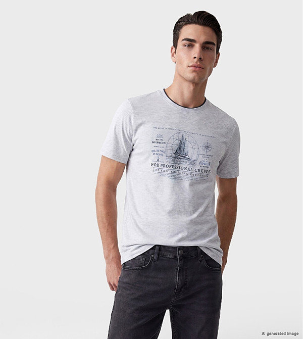 Graphic Crew Neck T-Shirt