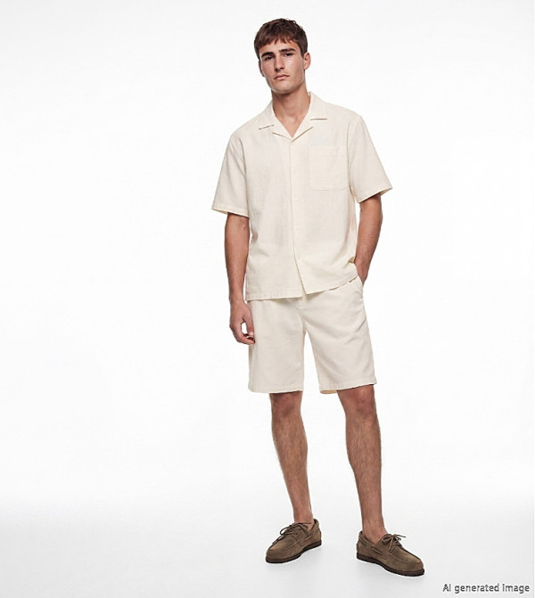 Solid Drawstring Waist Casual Shorts