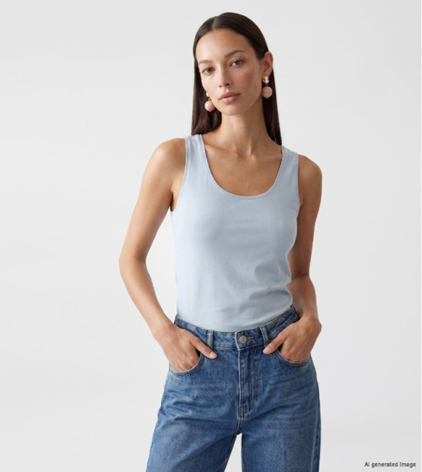 Solid Scoop Neck Tank Top