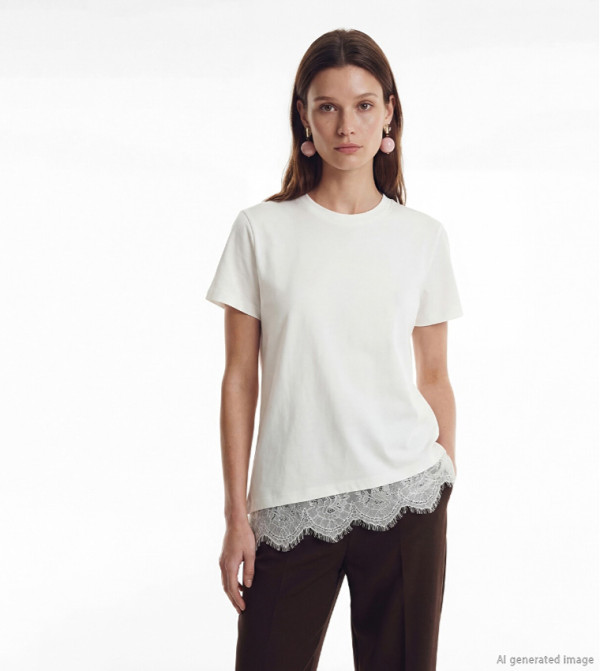 Lace Trim Asymmetric Crew Neck T-Shirt