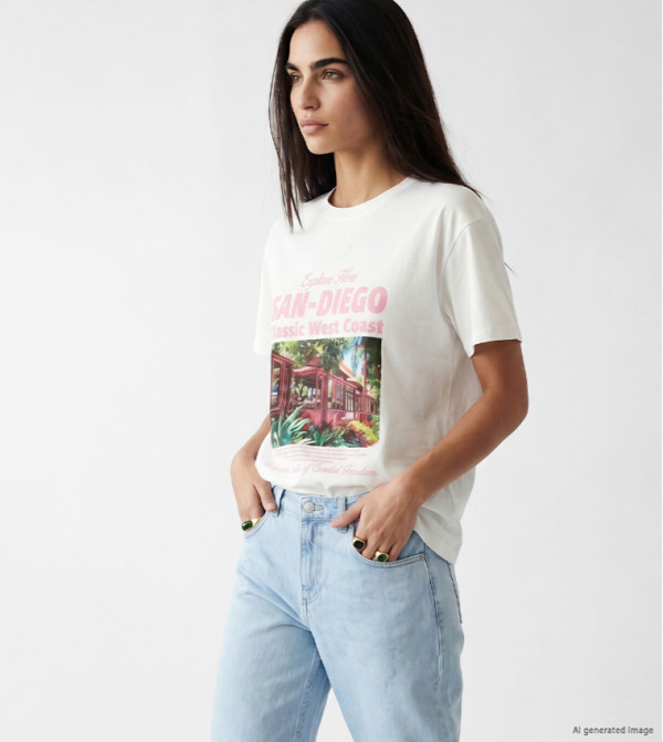Graphic Crew Neck T-Shirt