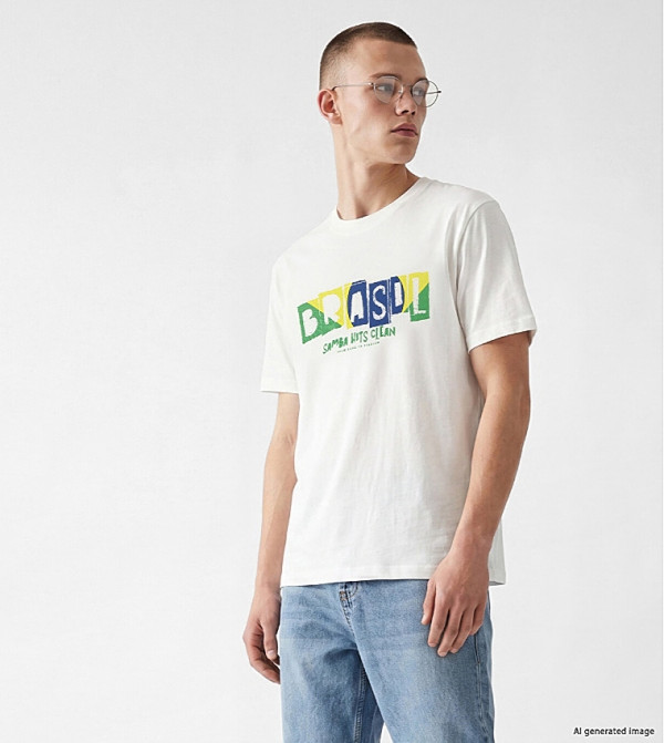 Graphic Crew Neck T-Shirt