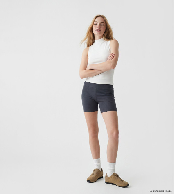 XSIDE Solid Elastic Waistband Biker Shorts